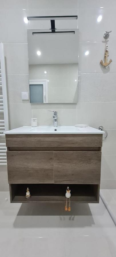 Cozy Apartment With Garden Near Town Center, Fully Renovated. Atenas Exterior foto